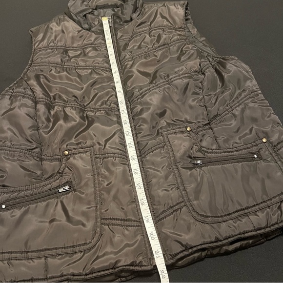 Reitmans Brown Quilted Puffer Vest Zip Front Utility Pockets Medium - Picture 7 of 11
